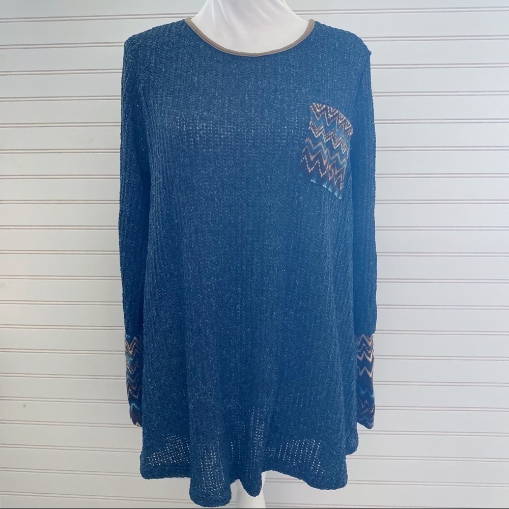 Acting Pro Tunic Top L Navy Blue Southwestern Chevron Pocket Long Sleeve T6858